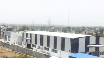 MARUTI-SUZUKI-CAR-SHOWROOM-KAMTHIWALA